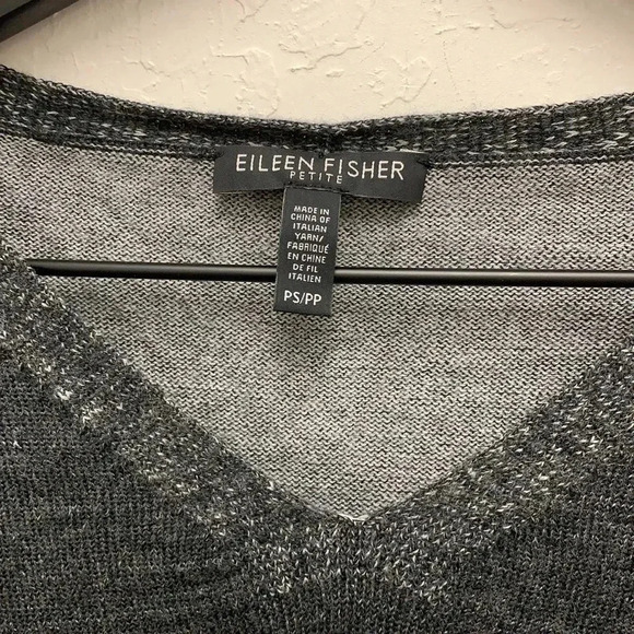 Eileen Fisher V-Neck Striped Gray Wool Pullover Sweater Size Small - Picture 5 of 7